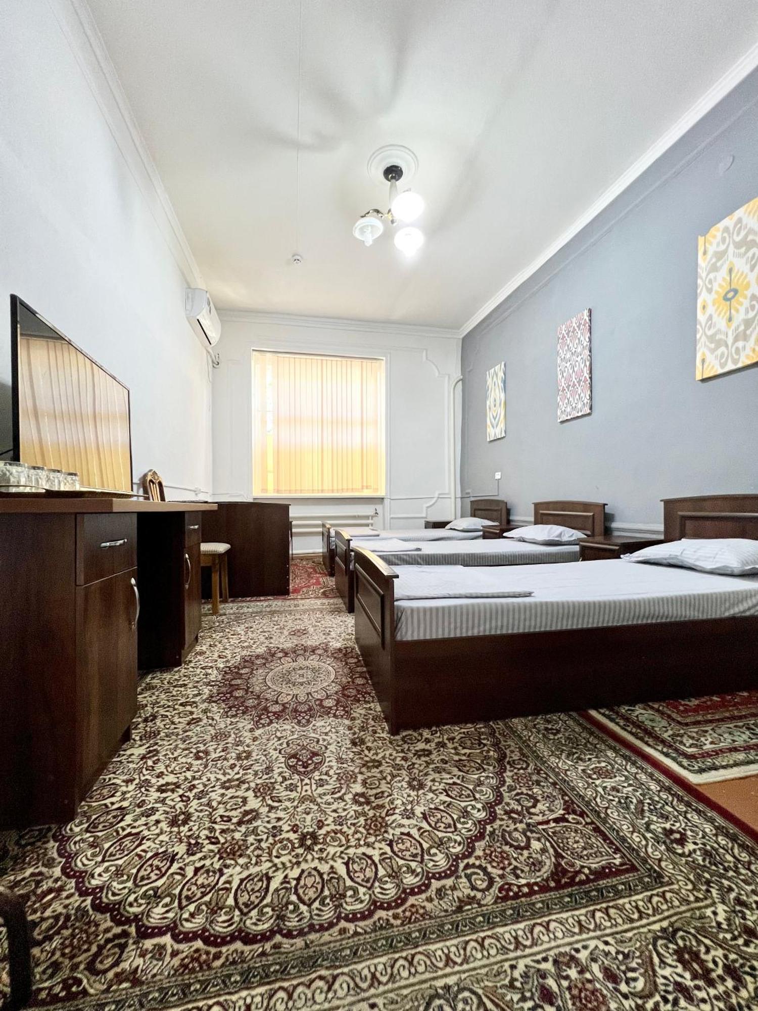 Hello Hostel Samarkand Ngoại thất bức ảnh